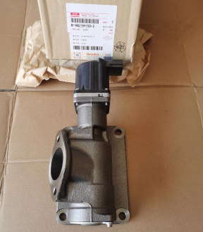 Marun Machinery Genuine Excavator Engine Spare Parts 6HK1 Egr Valve 8-98239130-2