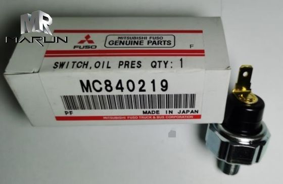 Construction Machinery Mitsubishi Genuine 4m50 Engine Part Engine Oil Pressure Switch for Sany225W